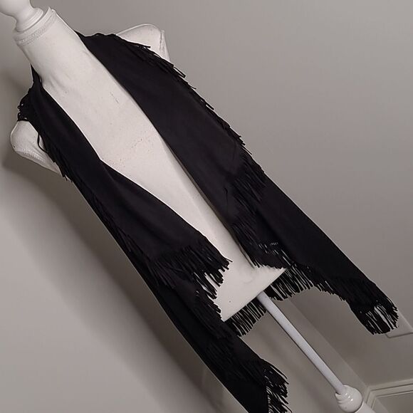 TCEC  sz L black fringed vest, Asymmetrical hem, 2 side pockets - Picture 1 of 11